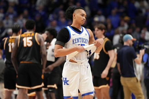 Kentucky point guard enters name into transfer portal