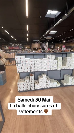 La Halle chaussures et vêtements — promos sandales, robes et maillots