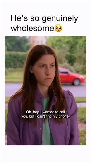 I love his character 🎬: The Middle In the Heck family, middle-age, middle-class, middle-America mom Frankie Heck (two-time Emmy winner Patricia Heaton) uses a sense of humor to try to steer her family through life’s ups and downs as she tackles her career goals. Her unflappable husband, Mike (Neil Flynn), is a manager at the local quarry. Oldest son Axl is an obstinate young man; awkward daughter Sue cannot seem to find her niche — despite much enthusiasm in her attempts — and youngest son Bric