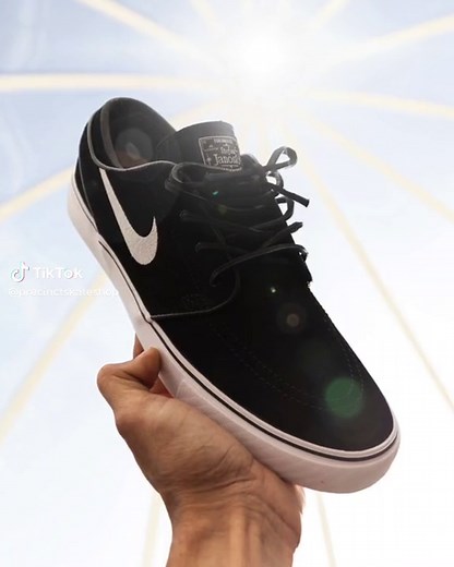 Nike SB Zoom Janoski OG 2024 Re-Release