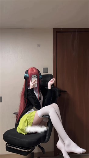 Exploring 4K Quality Compression in Nino Emote Tutorials