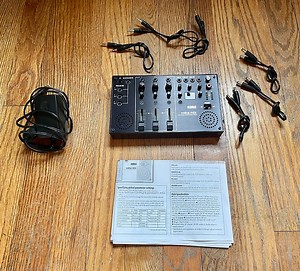 Korg Volca Mix 4-Channel Performance Mixer | Reverb