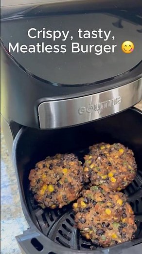 "A Must try Black Bean Burger 🍔In An Airfryer #easy #dinner #BlackBeanBurger #vegetarian