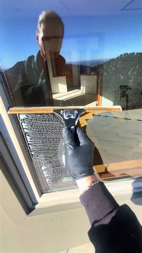 It’s 2026 I’m glad to see you here!✨Stay Glassy✨#cleanTok #happynewyear #fyp #viral #foryoupage