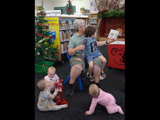 Cowra Library Rhyme Times with Alpacas! | Central West Libraries