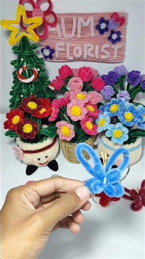 dark blue butterfly keychain tutorial #handmade #diycraft #keychain #butterfly #chenillewire