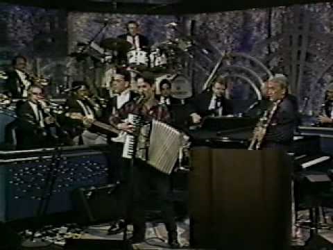 They Might Be Giants: Birdhouse In Your Soul (Live 4/3/1990)