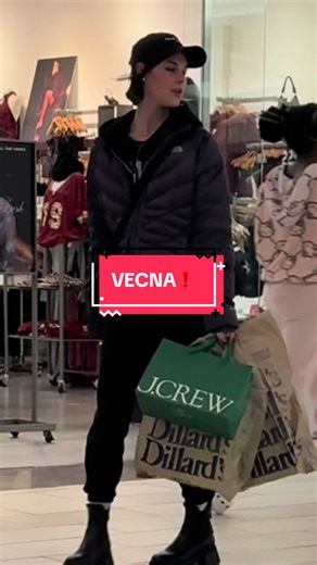 VECNA GOT THE PEOPLE ACTING CRAZY AGAIN 🤣🤣🤣 #prank #comedy #strangerthings @LeLe LuLu LaLa 🤎