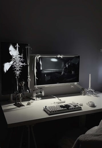 Elegant White Gaming Setup Inspiration
