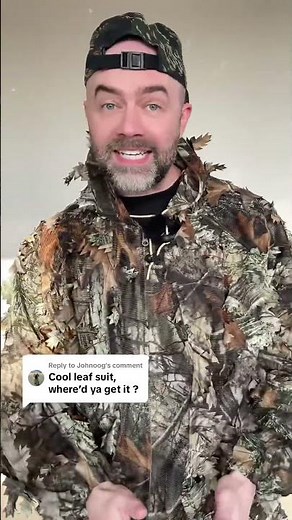 This hunting ghillie suit is light weight, easy to put on and take off and it’s compact so you can