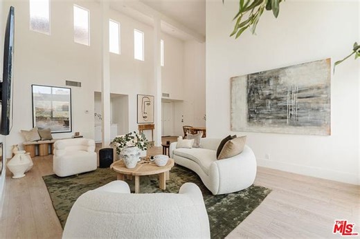 1277 S Beverly Glen Blvd #408, Los Angeles, CA 90024 | Estately 🧡 | MLS# 25603013