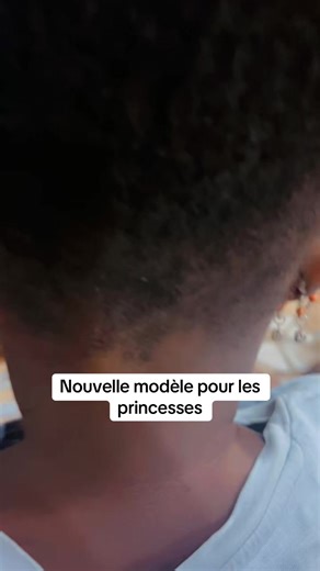 Coiffure Courte en Laine pour les Princesses