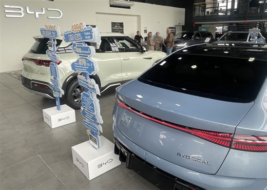 REPORTAGE. Automobile : "L’impression d’avoir une BMW qu’on ne pourrait pas se payer"… Pourquoi la marque chinoise BYD séduit les acheteurs ?