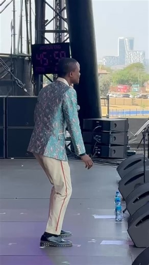 16K views · 3.1K reactions | Lona ba ratang ho phela — feel it live at the @dstvdeliciousfestival stage. #dstvdeliciousfestival #joyouscelebration | MY Joyous Celebration | Facebook