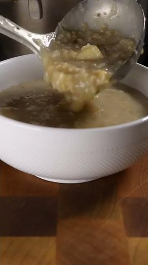 How to Make Seafood Congee (Rice Porridge)