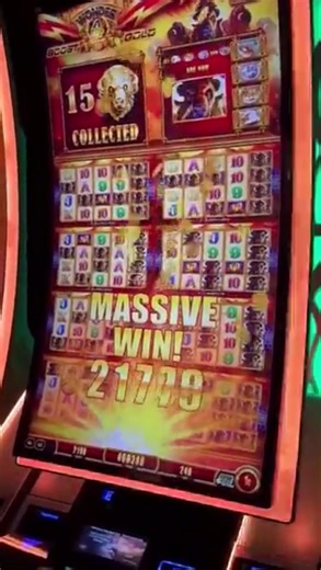 This slot machine doesn't stand a chance. #casino #jackpot #slots | Raja Slots