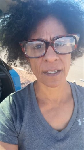 Is your inbox hiding FREE groceries? 🍦🧈 I just walked out of Bashas’ and my wallet is still full. Why? Because I actually use those rewards programs! I haven’t been to Bashas’ in a while, so they sent me a “we miss you” email. The prize? A 32oz bag of brown sugar for $0.00. 💸 Since sugar prices are sky-high right now, that’s a massive win. While I was there, I grabbed these “Smart Shopper” deals: Blue Bell Ice Cream: $5 (Usually $10!) Sausage: $1.97 Land O’Lakes Butter: $3.97 (Stocked up on 4