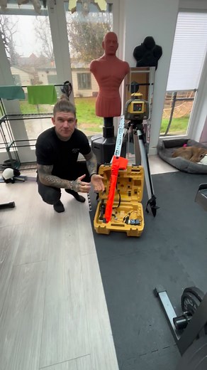 37K views · 115 reactions | Topcon rotary laser level 50p raffle 隣隣 #bricklayer #construction | Charlie Collison | Facebook