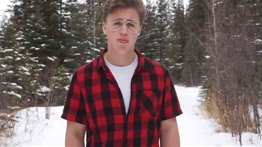 Annabelle's Homework - Alec Benjamin (OFFICIAL MUSIC VIDEO)