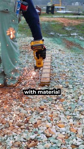 The DIY hoophouse bench you didn’t know you needed. Need extra room to start seeds, stash tools, or line up trays — without giving up floor space? This foldable potting bench is your answer. Inspired by smart storage. No clutter. No compromise. 🛠️ Who’s building this next? #diyfarmprojects #smallspacegrowing #bootstrapfarmer #greenhousebench #homesteadinglife | Bootstrap Farmer
