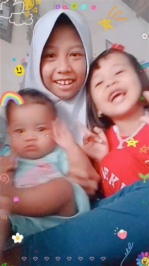 bermain with kakak n tante kecil