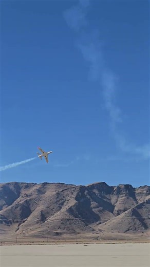 Pilot RC Predator 2.2 smoke roll #airshow #usaf #pilotrc #predator #roll