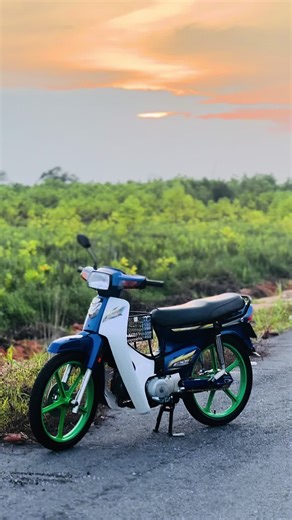 Exciting 7-Day Racing T-Shirt Challenge