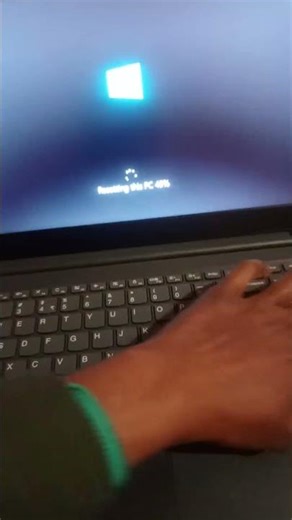 Resetting This Pc Stuck 😒😓😓😡#windows10 #windows11 #lenovo #laptop