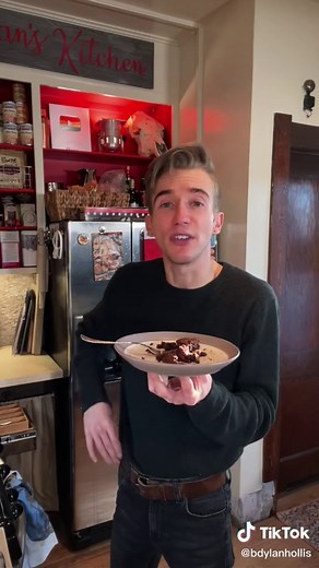 Vintage Dump Cake Recipe: A Unique Baking Experience