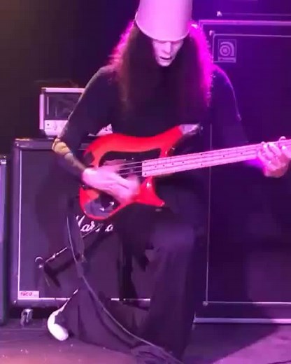 Buckethead Bass Guitarist in KFC Bucket - Soothsayer