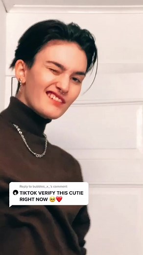 Reply to @bubbles_x_ getting verified for making thirst traps would definitely be a flex not gonna lie👀 #foryou #foryoupage #fyp #gay #lgbtq