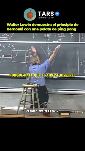 Walter Lewin demuestra el principio de Bernoulli con una pelota de ping pong