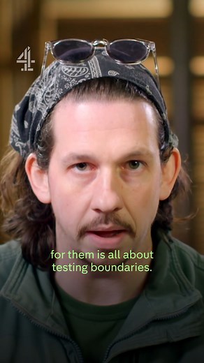 Would you drive through this? | Secret Life Of A Safari Park | Channel 4