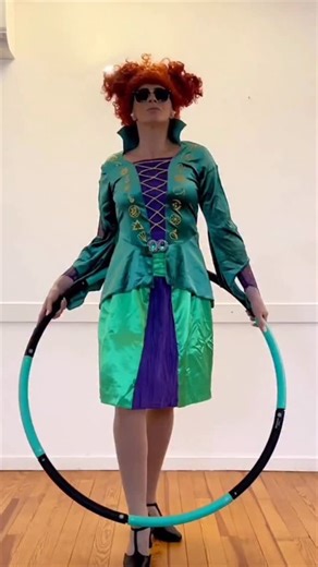 Disco Inferno ft Winifred 💚 • ⭕️ using @huladancercise fitness hoop (link in bio) • #energy #dance #reels #hocuspocus #halloween #winifred #halloweenworkout #discoinferno | Rachel JB Jones