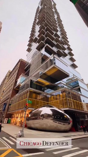 New York now has their own Bean!😒😒😒This is @anish.kapoor ‘s new reflective “bean” sculpture at the base of 56 Leonard Street, a residential skyscraper in Tribeca. 📍56 Leonard Street, TriBeCa, Manhattan, New York City🎥©️ @nyclovesnyc | The Chicago Defender