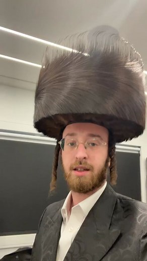 In honor of the holiday of Shavuot and in honor of my brother Chaim’s wedding I’ve decided to buy a new #shtreimel which I was already considering for a long time but couldn’t finalize. On Sunday afternoon (less then 4 days ago) I thought to myself that my brother’s wedding and Shavuot are both coming up this week so I called a close friend and also my brother and we decided that I should reach out to the world renowned #lernershtreimel and see if they can help me. I called them the first time o