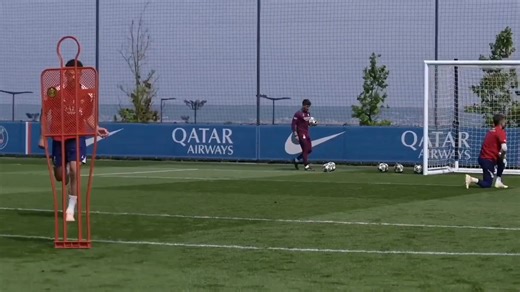 8K views · 53 reactions |  PSG Three Phase Finishing Setup  Save or follow for more  Full training session plans + layouts for all ages  https://keepitonthedeck.com/downloads | Football Training Drills/Session Plans | Facebook