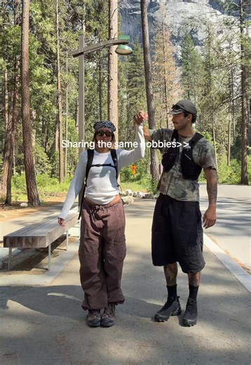 Fell in love on our first camping trip now we’re back #yosemite #outfitinspo #camping @bennycasillas_