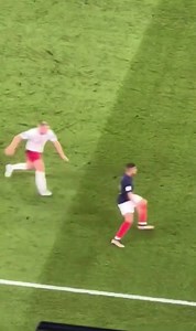 6.3M views · 19K reactions | 1. They say great players can be defined by their movement off the ball than when they even have the ball. Their movement create chances for the team to score. What you do when the light isn't on you, when it seems you are left behind shows whether you've learnt the skill of success. 2. Do you slip into jealousy and hate or do you understand the times and seasons and know what to do to birth the next big thing that will bless humanity. | Poju Oyemade | Facebook