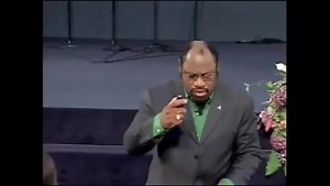 "Never respond permanently to a temporary problem.." Dr. Myles Munroe. You can survive and even thrive during times of crisis. Dr. Munroe teaches how to overcome any crisis by applying the wisdom and the time-tested principles of the Kingdom of God. Watch today's new teaching, #mylesmunroe #kingdom #message #teaching #gospel #seasons #changes #life #religion #bible #teaching #drmylesmunroe | Dylan Daniel