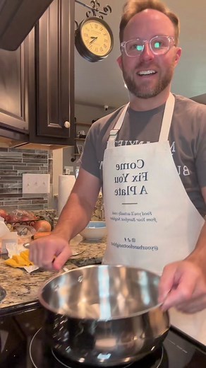 Easy Rotel Chicken Spaghetti Recipe with Velveeta and Casserole