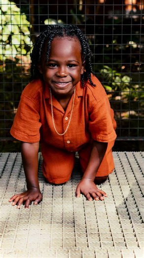 Kids learn so fast when they feel supported! Lance adult cousin gifted him skates over the summer because he was determined to learn after he kept falling when we would go skating during the holidays. 3 months of consistent practice around the house and during the summer, he is now ready for the speed skating team here in Medellin! 😂🥳 #expatfamily #boymom #viraltiktok #kidsoftiktok #kidswhoskate ✨We’re The Cultured Carters a family of four exploring the world and raising little global citizens