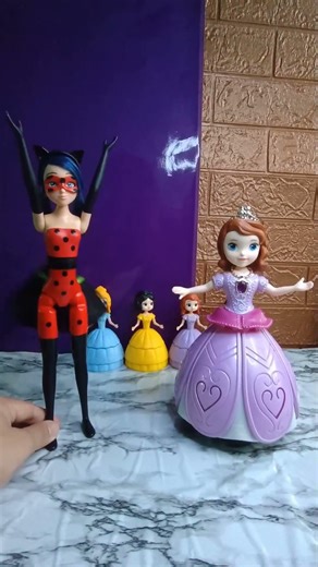 TRANSFORMING PRINCESS SOPHIA AND TRANSFORMING LADYBUG #ytshorts #miraculousladybug #sophia