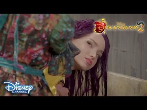 Descendants 2 | Mal´s New Hair color | CLIP | Official Disney Channel US
