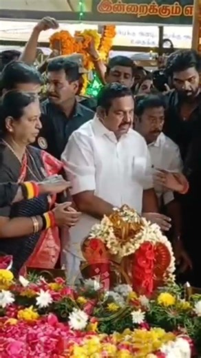 கேப்டன் குருபூஜையில் அதிமுக எடப்பாடி அவர்கள் செய்த செயல்