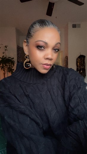 Isolation is often misunderstood as avoidance, withdrawal, or disconnection. In reality, intentional isolation creates the conditions for a different state of awareness to emerge. In this video, I explain why periods of solitude are necessary for nervous system regulation, integration, and perceptual clarity. When external input is reduced, the nervous system has the space to settle, reorganize, and process information that cannot be integrated in constant stimulation. Isolation allows: • The ne