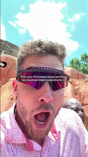 Good thing he spent his whole life training to duck 🦆 #tallpeopleproblems #7ftbaby #disneyworld