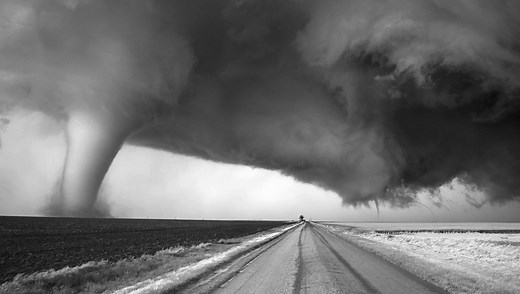 Into the Heart of the Storm: Pecos Hank's Incredible Three-Decade Journey Documenting Nature’s Wildest Weather | Fstoppers