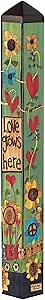 Studio M Art Pole, PVC Weather Resistant Pole with Vinyl Bowl 40 inches Tall Outdoor Decoration for Gardens, Patios, Yards, Landscaping and Birding Accessories, Love Grows Here