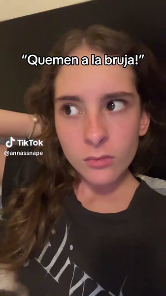 Necesito que me cuenten #characterai #humor #wattpad #shifting #anime